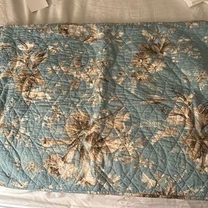 25”x20” Martha Stewart reversible pillow sham